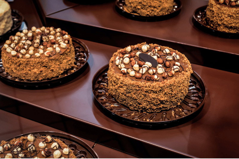 HAZELNUT CAKE
